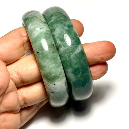 Green and White Agate Stone Bangle Bracelet